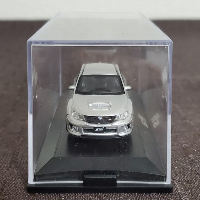 スバル(スバル)の最終値下げ　スバル　WRX STI ミニカー　シルバー エンタメ/ホビーのおもちゃ/ぬいぐるみ(ミニカー)の商品写真