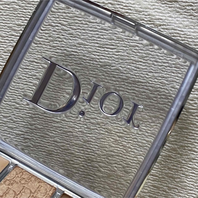 Dior - ディオール バックステージ アイ パレット 003 アンバー Dior - ディオール バックステージ アイ パレット 003 アンバー