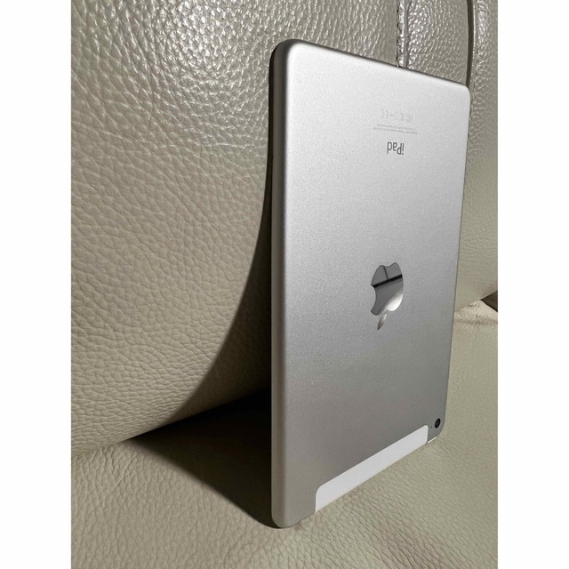 ★美品★ Apple iPad mini4 128GB SIMフリー シルバー