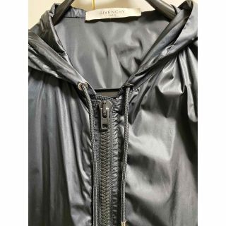 GIVENCHY - GIVENCHY ナイロンジップアップパーカー size50の通販 by ...