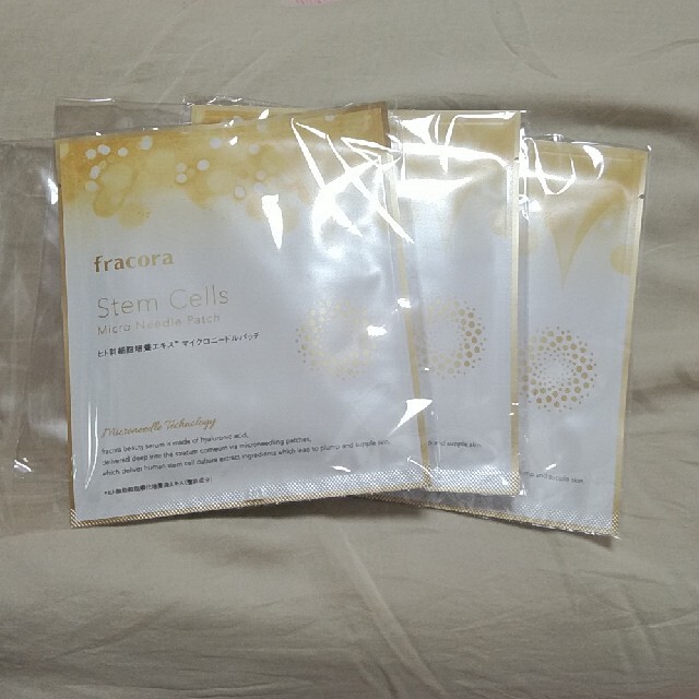 フラコラ(フラコラ)のフラコラ　マイクロニードルパッチ　3袋 コスメ/美容のスキンケア/基礎化粧品(パック/フェイスマスク)の商品写真