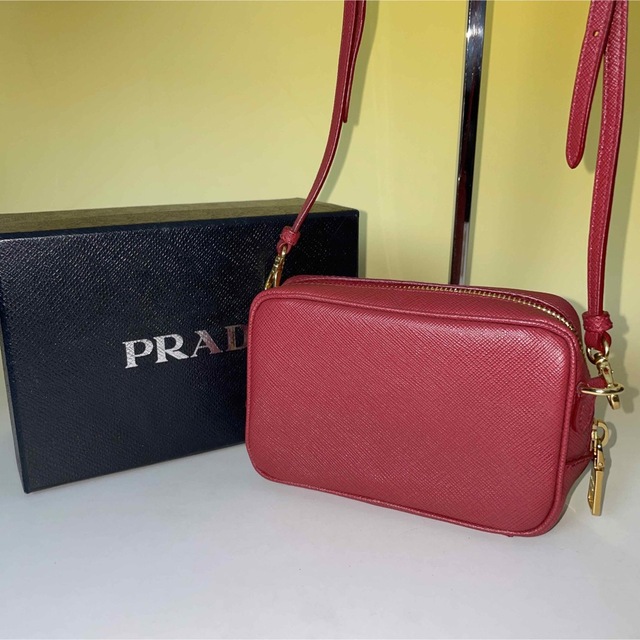 返品交換不可】 - PRADA Prada プラダ カメラ ショルダーバッグ メタル