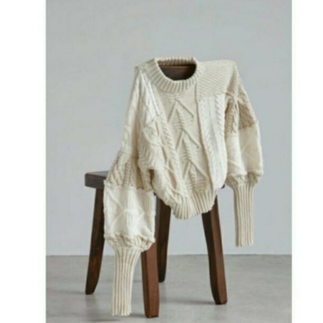 TODAYFUL(トゥデイフル)のPatchwork Puff Knit  新品タグ付き　トゥデイフル レディースのトップス(ニット/セーター)の商品写真