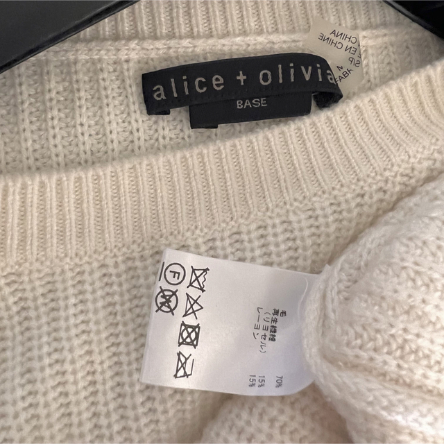 Alice+Olivia(アリスアンドオリビア)のalice＋olivia ♡デザインニット レディースのトップス(ニット/セーター)の商品写真