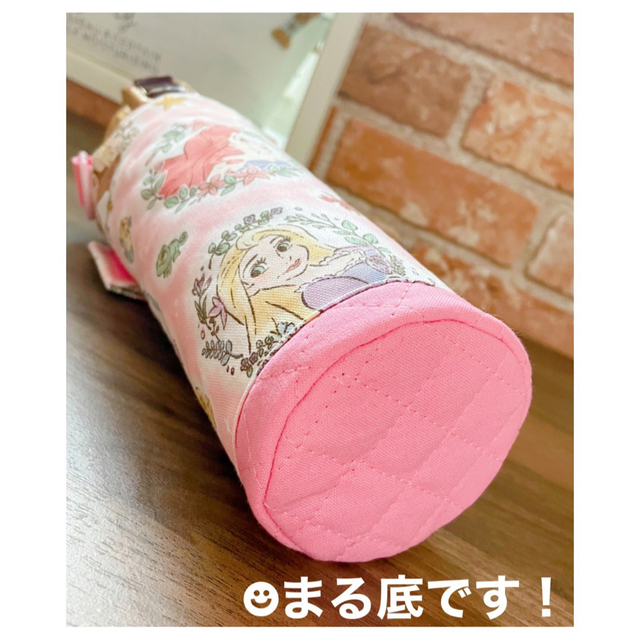 ❤︎HANDMADE❤︎丸底水筒カバー　　　　　　　🎀プリンセス🎀 ハンドメイドのキッズ/ベビー(外出用品)の商品写真