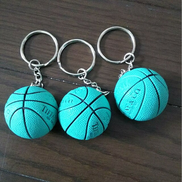 ティファニーブルー バスケットボールキーリング3個セット 大人気ティファニー SPALDING バスケットボール キーホルダー 3個セット