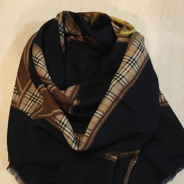 BURBERRY(バーバリー)のバーバリー 大判ストール ショール レディースのファッション小物(マフラー/ショール)の商品写真