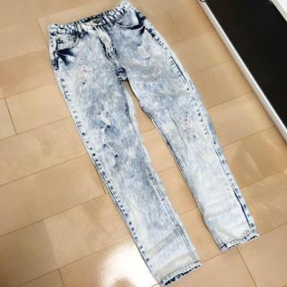 フォーエバートゥエンティーワン(FOREVER 21)のフォーエバー21 ダメージデニム、GUニットセット♡(デニム/ジーンズ)