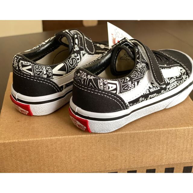 VANS(ヴァンズ)の【新品・未使用】vans オールドスクール　ローカットスニーカー　15センチ キッズ/ベビー/マタニティのキッズ靴/シューズ(15cm~)(スニーカー)の商品写真