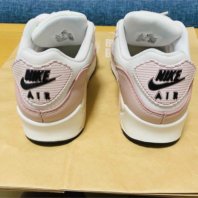 NIKE(ナイキ)の【最終値下げ】AIR MAX 90 CV8819-100 24.5cm レディースの靴/シューズ(スニーカー)の商品写真