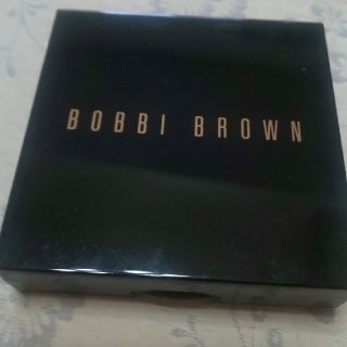 ボビイブラウン(BOBBI BROWN)の未使用 BOBBI BROWN キラキラアイシャドウ フェイスパウダー(アイシャドウ)