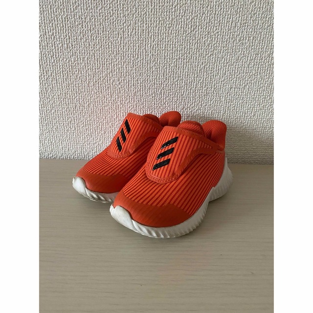 adidas(アディダス)のアディダス　ファーストシューズ キッズ/ベビー/マタニティのベビー靴/シューズ(~14cm)(スニーカー)の商品写真