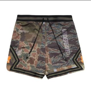 UNDEFEATED - UNDEFEATED JORDAN ショートパンツ ジョーダン Mサイズの
