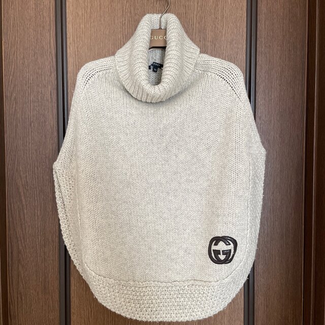 GUCCI ニット ポンチョ GUCCI ニット ポンチョ
