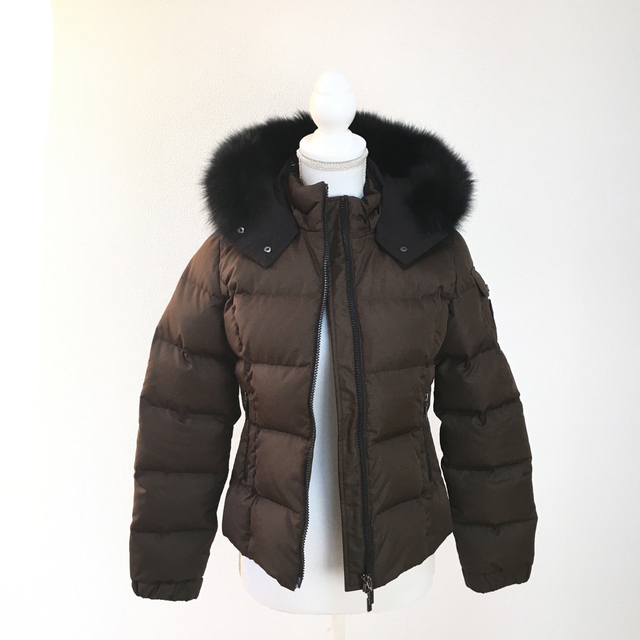 即出荷 美品 FOXEY フォクシー ファー ロゴ ダウンフェザー ジャケット