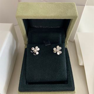 ヴァンクリーフアンドアーペル(Van Cleef & Arpels)のヴァンクリーフアンドアーペル  フリヴォル　ピアス　ミニ　モデル(ピアス)