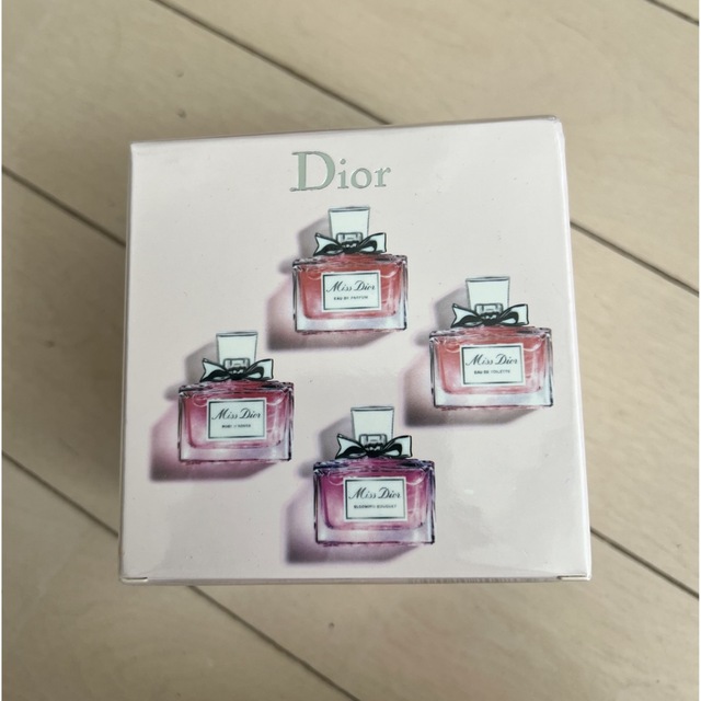 ミニ香水　miss dior