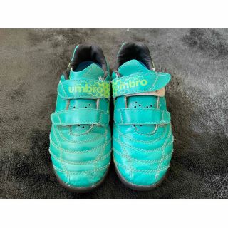 アンブロ(UMBRO)のumbro★18cm★アクセレイター(シューズ)