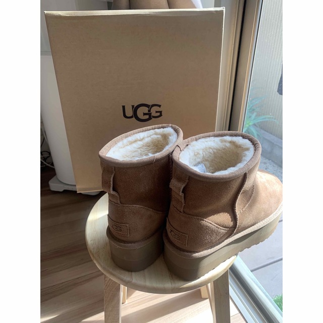 スリッポン/モカシン【新品特価】UGG CLASSIC MINI Ⅱ　アグクラシックミニ25㎝