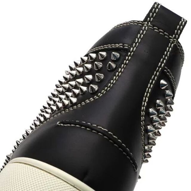 Christian Louboutin(クリスチャンルブタン)のK02482 未使用品 クリスチャンルブタン スニーカー ブラック 39.5 メンズの靴/シューズ(ドレス/ビジネス)の商品写真