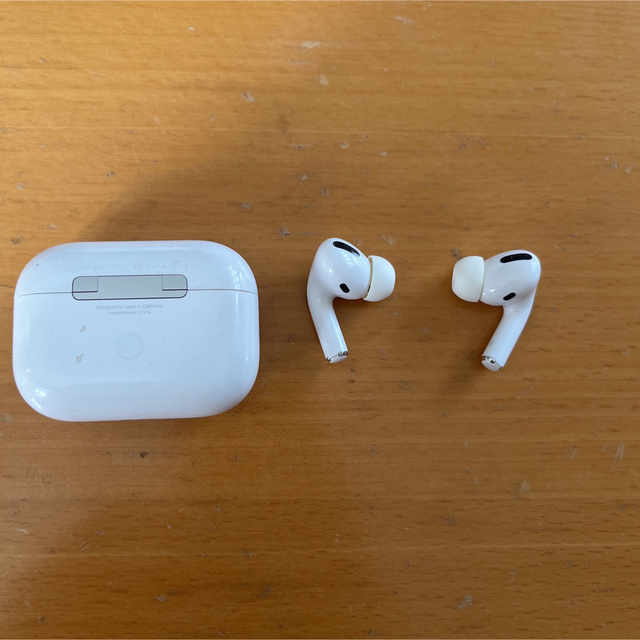 AirPods pro 完全ワイヤレスイヤホン 第一世代 ワイヤレス充電対応