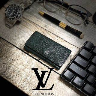 ルイヴィトン(LOUIS VUITTON)のルイヴィトン タイガ　ダークグリーン【ミュルティクレ4】キーケース4連(キーケース)