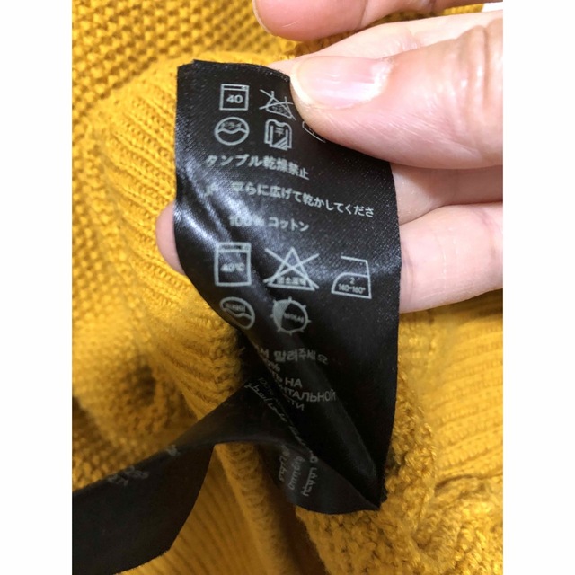 H&M(エイチアンドエム)のH&M コットンニット　からし メンズのトップス(ニット/セーター)の商品写真