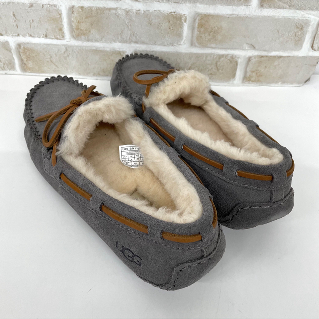 ① アグ UGG DAKOTA スリッポン8 25cm グレー - スリッポン/モカシン