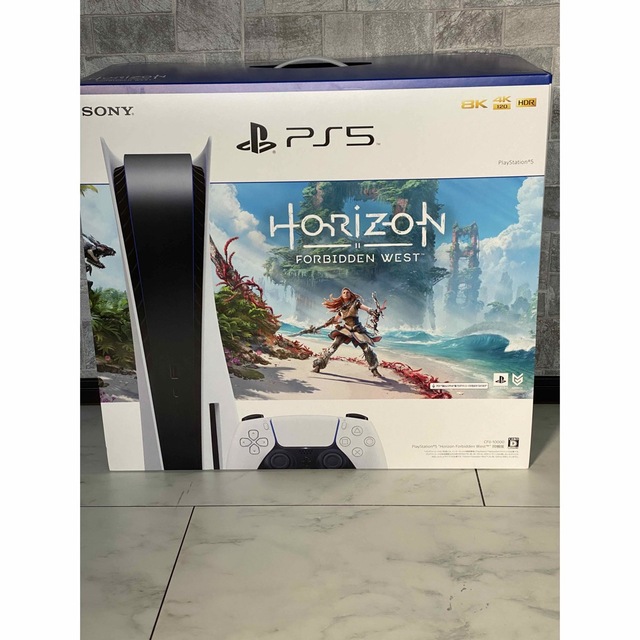 ps5本体 “Horizon Forbidden West” 同封版