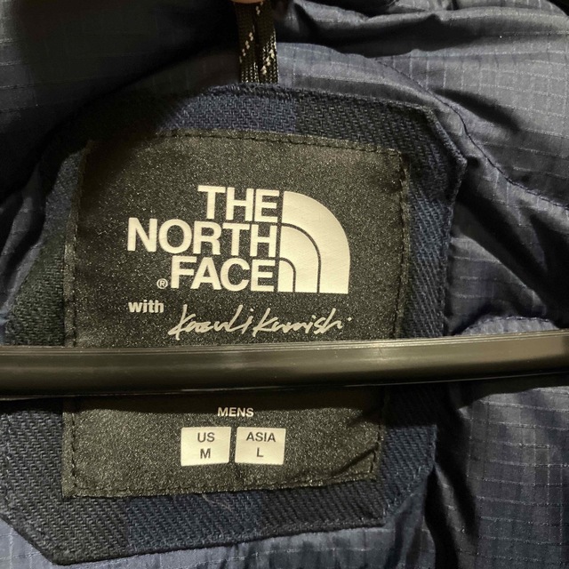 THE NORTH FACE(ザノースフェイス)の希少 日本未発売 ノースフェイス グースダウンジャケット ブラック×ブルー メンズのジャケット/アウター(ダウンジャケット)の商品写真