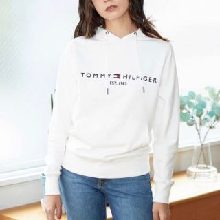 トミーヒルフィガー(TOMMY HILFIGER)のトミーヒルフィガー★ロゴパーカー★新品(パーカー)