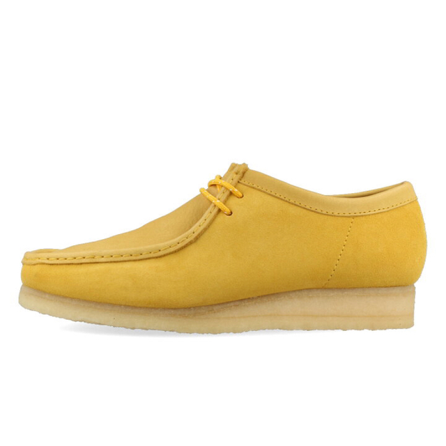 Clarks(クラークス)のCLARKS クラークス WALLABEE ワラビー イエロー モカシン メンズ メンズの靴/シューズ(スリッポン/モカシン)の商品写真