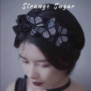 バブルス(Bubbles)の刺繍胡蝶　バタフライ　グレー黒色ヘアピン４個セット　ゴシック　パンク　量産系(ヘアピン)