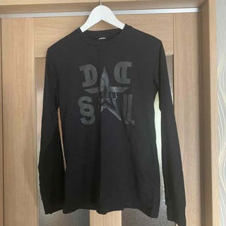ディーゼル(DIESEL)のDIESEL ロンＴ　黒　シンプルデザイン(Tシャツ/カットソー(七分/長袖))