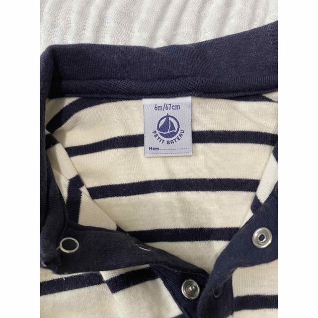 PETIT BATEAU(プチバトー)のプチバトー　ボーダートップス キッズ/ベビー/マタニティのベビー服(~85cm)(シャツ/カットソー)の商品写真