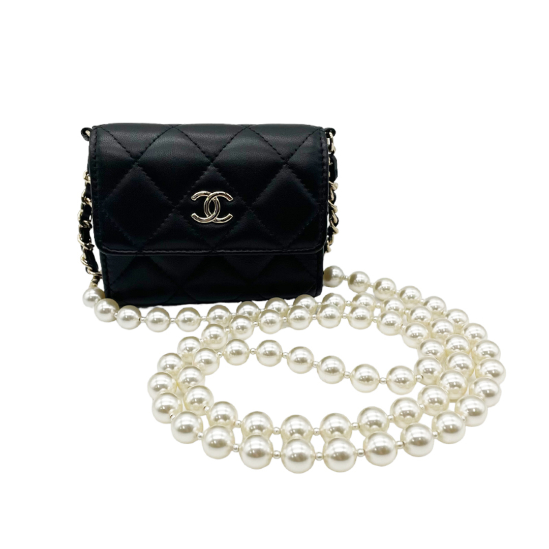 シャネル CHANEL パールチェーン付き プラッフ コインパース コ