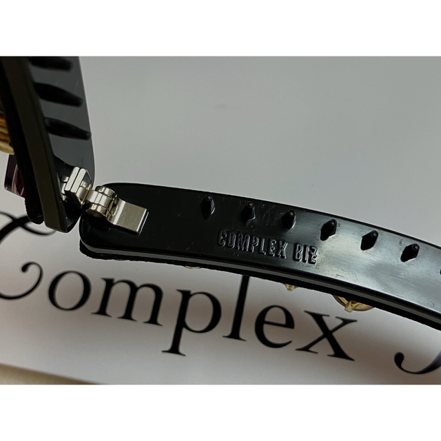 Complex Biz(コンプレックスビズ)の✨コンプレックスビズ.バナナクリップ.パープル.レッド..ピンク色系ストーン✨  レディースのヘアアクセサリー(バレッタ/ヘアクリップ)の商品写真