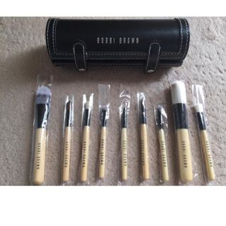 BOBBI BROWN - BOBBI BROWN メイクブラシ9本セットの通販 by teratera ...