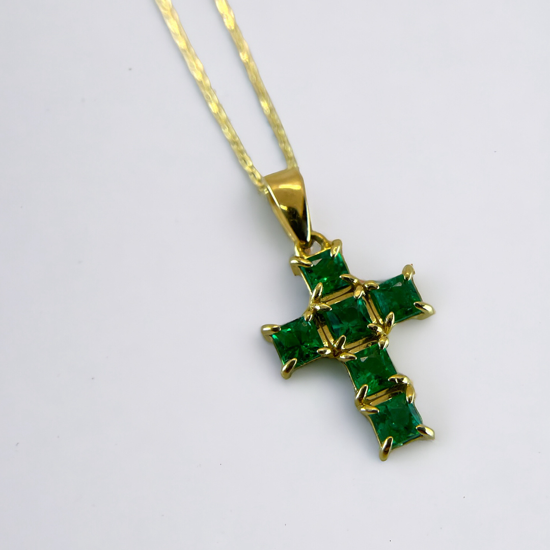 k18 クロス　ネックレス　necklace cross top エメラルド065ct重さ