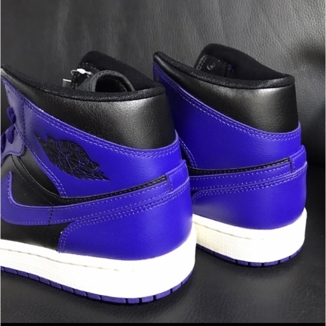 ラスト1点✨NIKE AIR JORDAN 1 MID(GS) 23.5cm