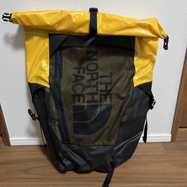 NORTH FACE 防水　雨でも安心HOT SHOT