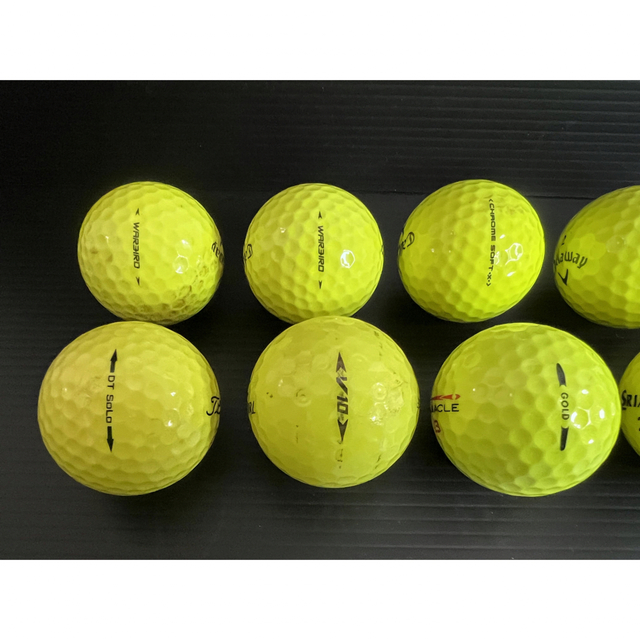 ゴルフ ロストボール 黄色 20球 色々なメーカーが混ざっています。 スポーツ/アウトドアのゴルフ(その他)の商品写真