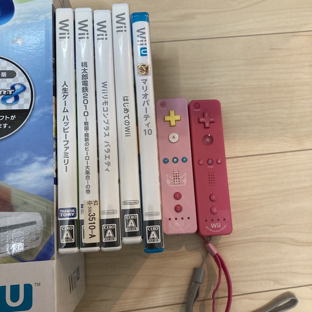 【美品】Wii U マリオカート8セット（シロ）プラスおまけいろいろ