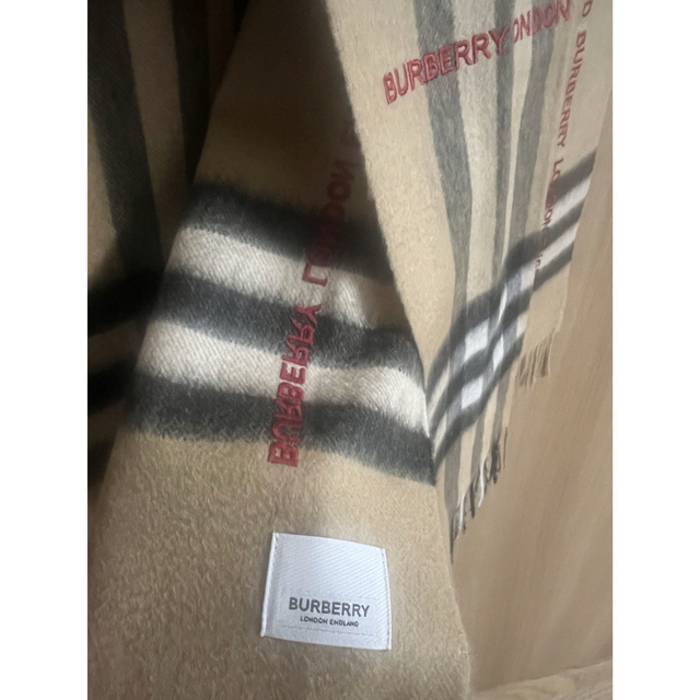 新品 Burberry バーバリー クラシック チェック カシミア 新品 Burberry バーバリー クラシック チェック カシミア