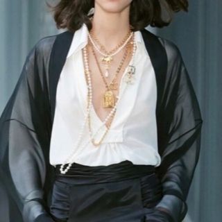 シャネル(CHANEL)のシャネル　ブラウス　新品未使用品(シャツ/ブラウス(長袖/七分))