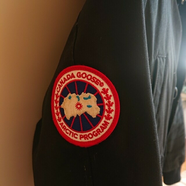 CANADA GOOSE(カナダグース)のカナダグース 正規 グリフィン Sサイズ レディースのジャケット/アウター(ダウンジャケット)の商品写真
