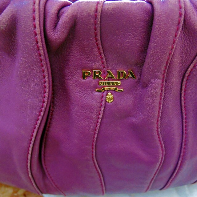 PRADA(プラダ)の【特価！】PRADA ナッパレザー　2WAY ショルダーバッグ/ハンドバッグ レディースのバッグ(ショルダーバッグ)の商品写真