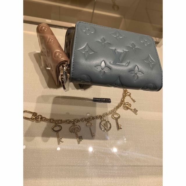 LOUIS VUITTON ポルトフォイユ・ルー 財布