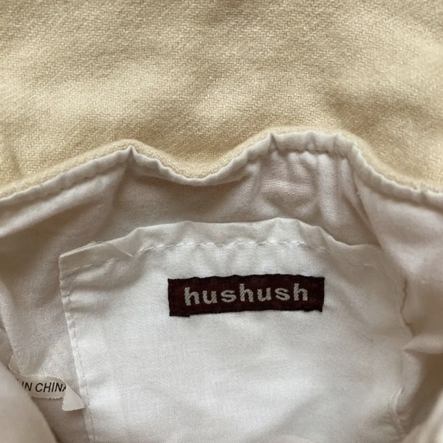 HusHush(ハッシュアッシュ)のHusHusH kids ショルダーバッグ キッズ/ベビー/マタニティのこども用バッグ(ポシェット)の商品写真