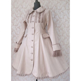ヴィクトリアンメイデン(Victorian maiden)のチュールレースヨークコートドレス ピンク Victorian maiden(トレンチコート)